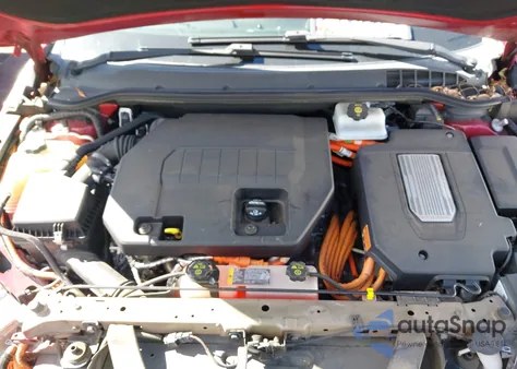 2015 Chevrolet Volt z USA, uszkodzony, nr VIN 1G1RC6E48FU137761